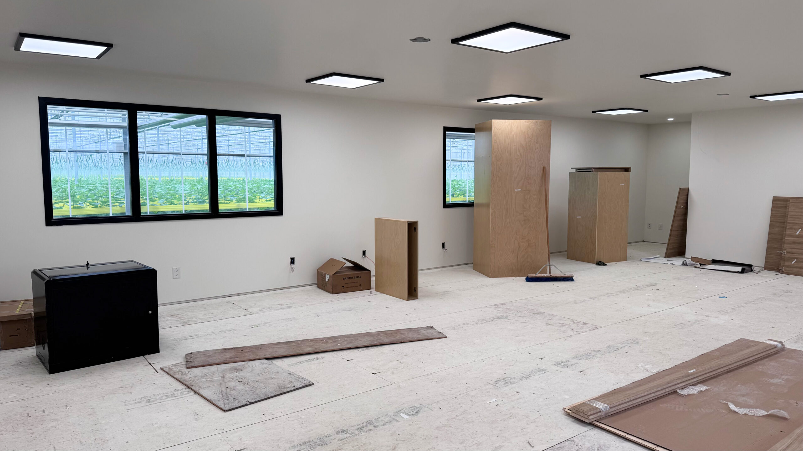 (354) 2025-05-01, 8 21 49 AM